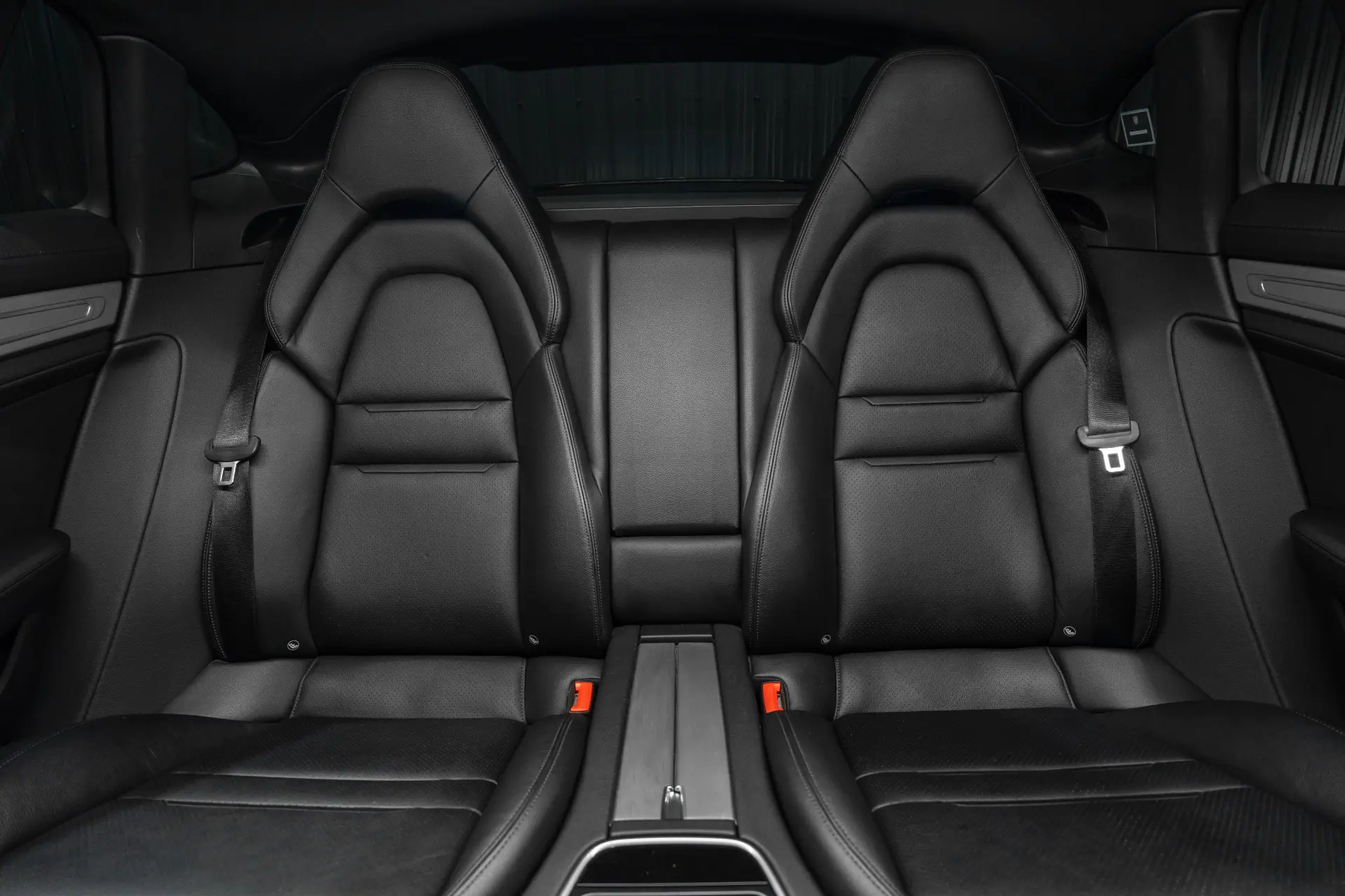 Porsche Panamera 4 E-Hybrid 25