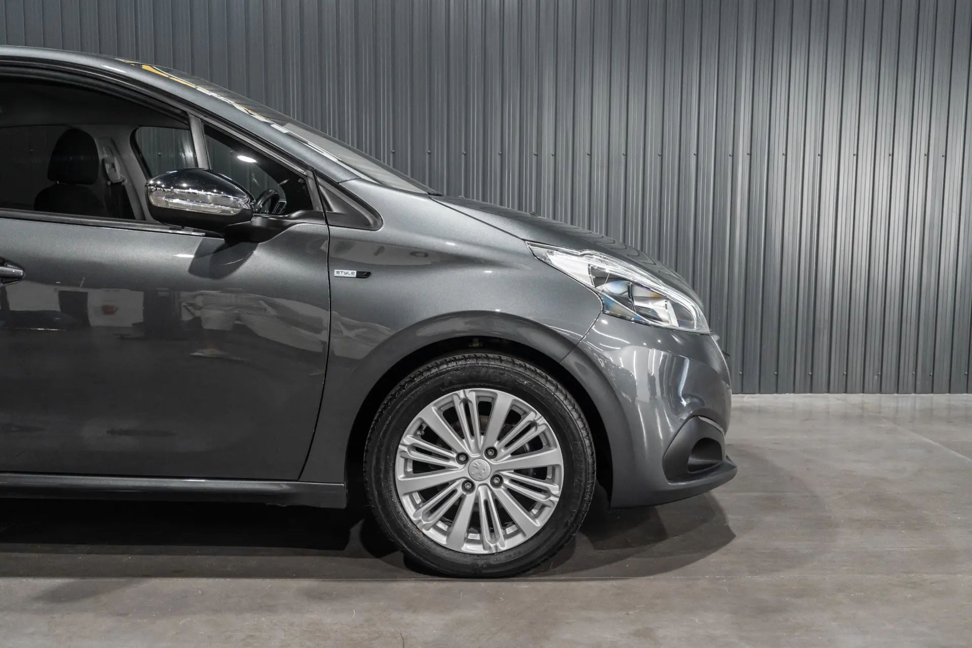 Peugeot 208 35