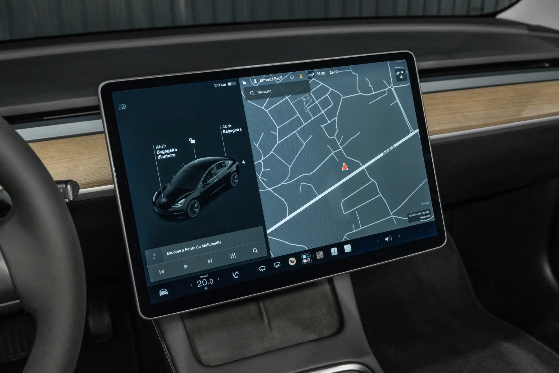 Tesla Model 3 Standard Range Plus RWD 14
