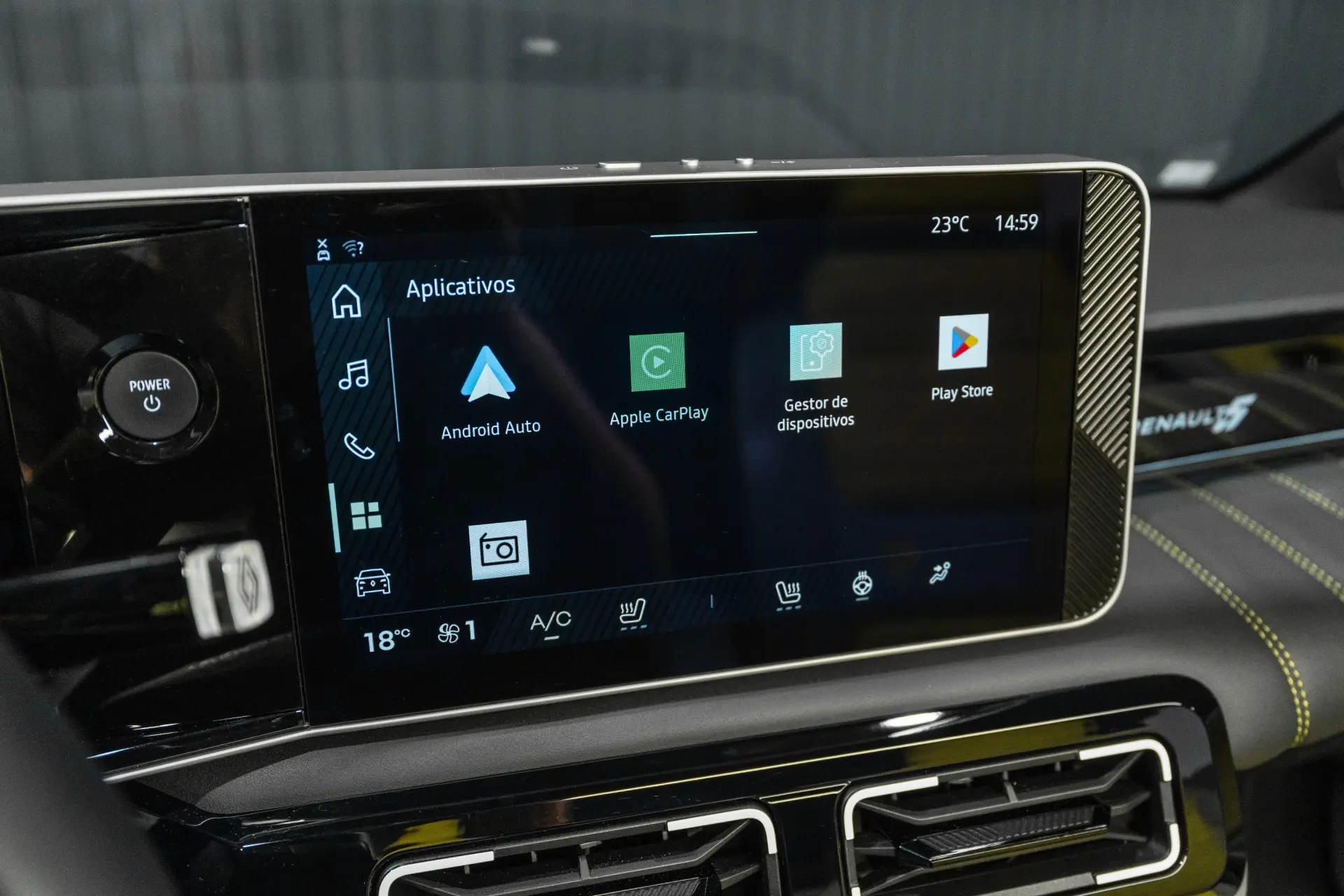 Renault 5 E-Tech 52 kWh Iconic Cinq Autonomia Conforto 16