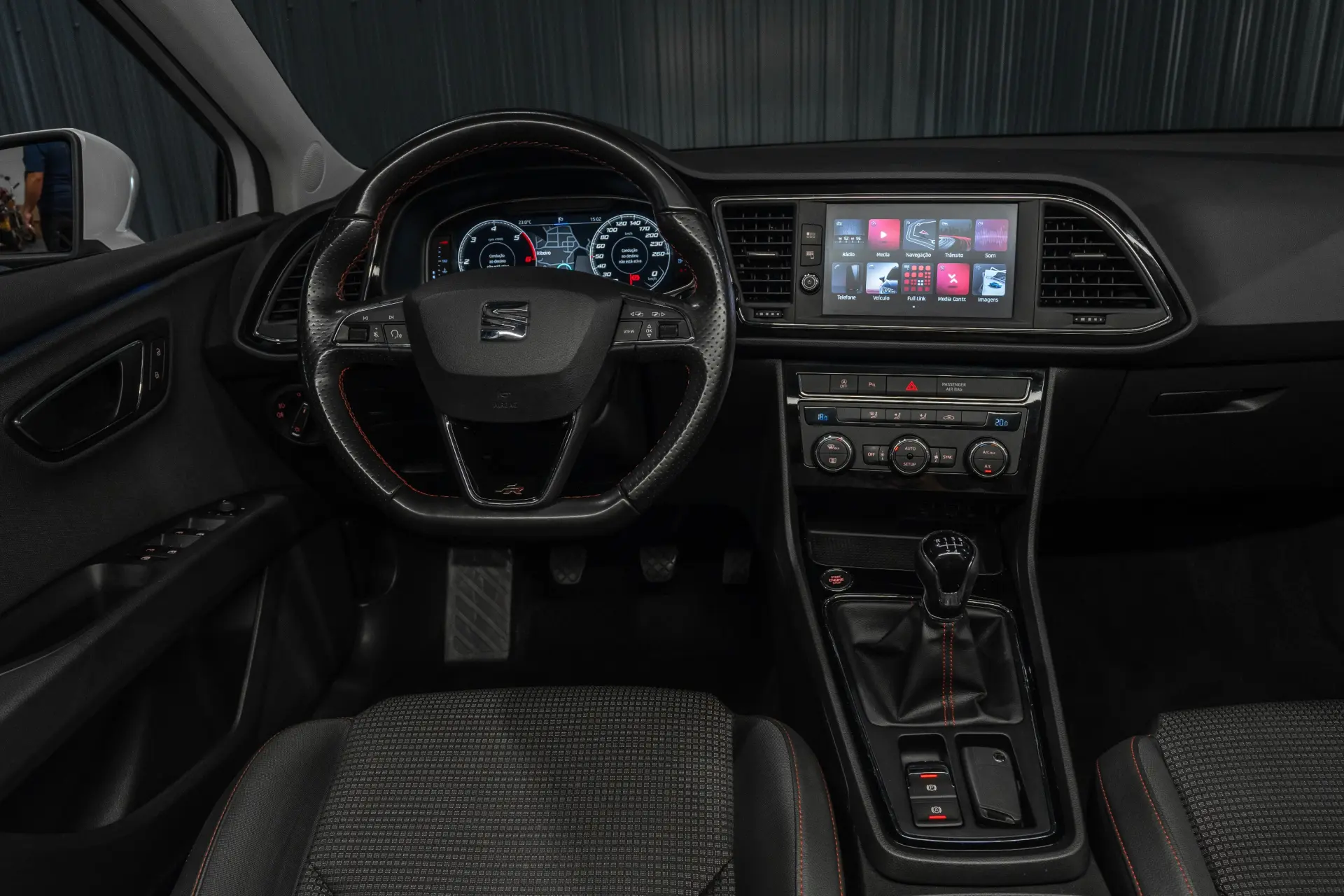 SEAT Leon ST 1.6 TDI FR S/S 7