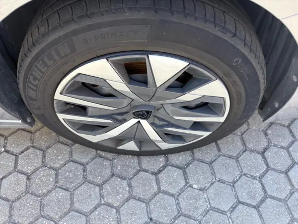 Peugeot 208 1.2 PureTech Active Pack 12