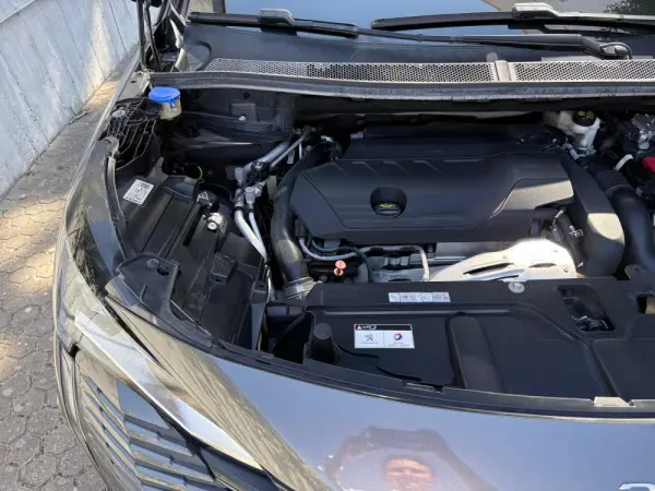 Peugeot 3008 1.6 Hybrid GT e-EAT8 19