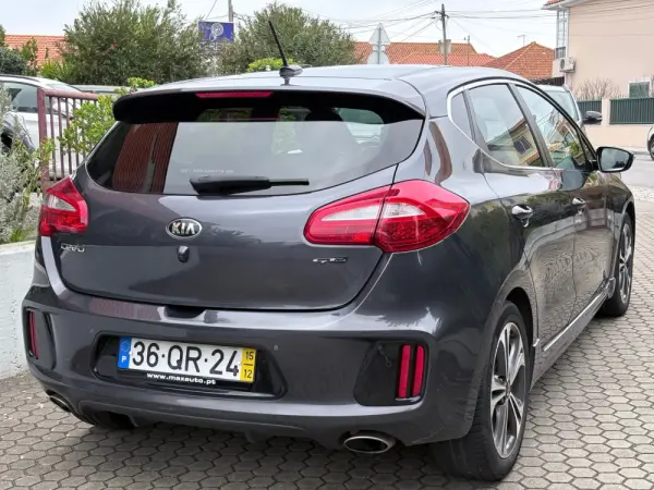 Kia Ceed 1.6 CRDi GT Line 19