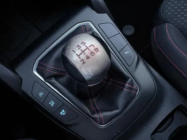 Ford Focus SW 1.0 EcoBoost ST-Line 52