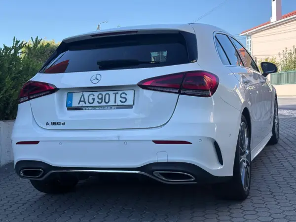 Mercedes-Benz A 180 d AMG Line Aut. 21
