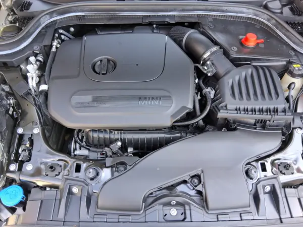 MINI 5 Portas One Auto 18