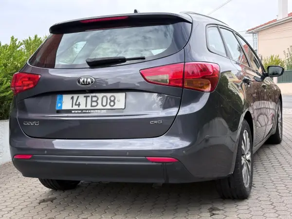 Kia Ceed 1.4 CRDi Nav Line 20