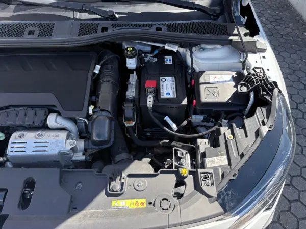 Opel Corsa 1.2 T Edition 18