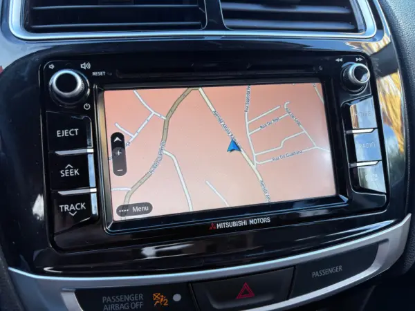 Mitsubishi ASX 1.6 DI-D Intense Black Edition 42