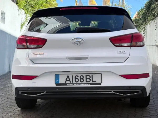 Hyundai i30 1.6 CRDi STyle Plus 21