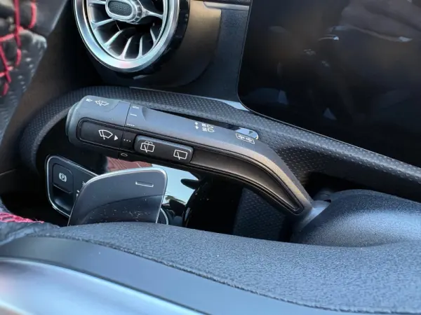 Mercedes-Benz A 180 d AMG Line Aut. 39