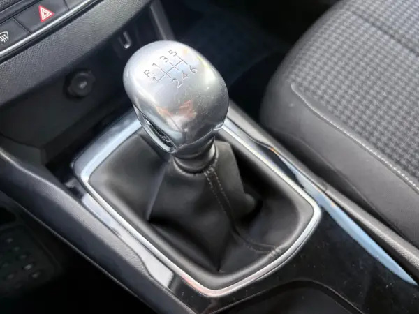 Peugeot 308 SW 1.2 PureTech Style 49