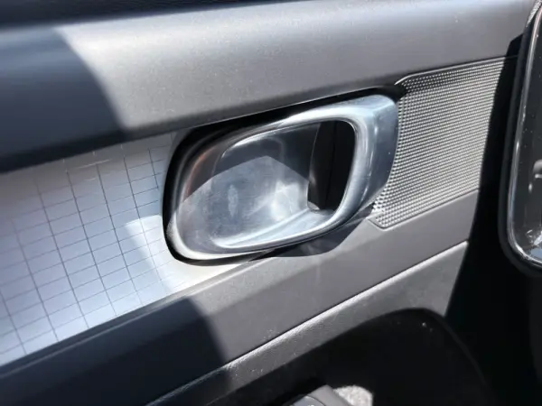 Volvo XC 40 1.5 T5 PHEV R-Design Expression 37