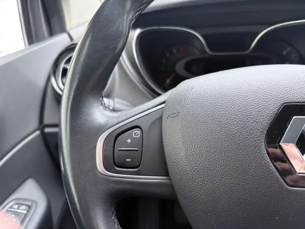 Renault Captur 0.9 TCE Exclusive 38