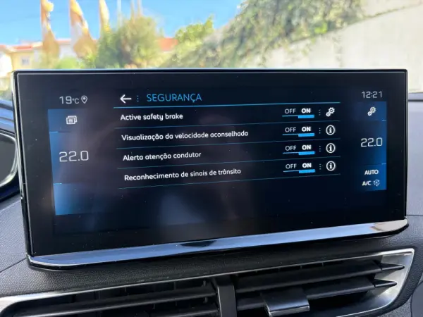 Peugeot 5008 1.2 PureTech Allure EAT8 48
