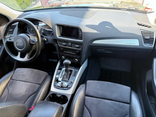 Audi Q5 2.0 TDI quattro S-line S-tronic 30