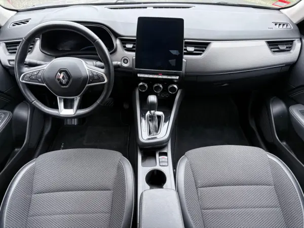 Renault Arkana 1.6 E-Tech Intens 6