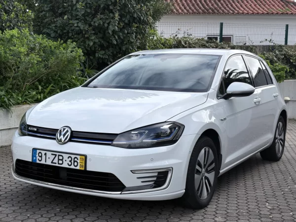 Volkswagen e-Golf AC/DC 15