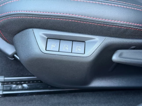 Peugeot 308 1.6 PureTech GT 33