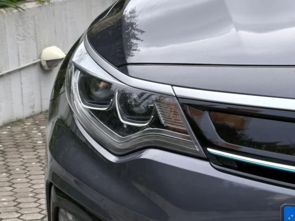 Kia Optima SW 2.0 CVVT PHEV 14