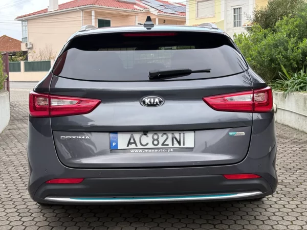 Kia Optima SW 2.0 CVVT PHEV 24