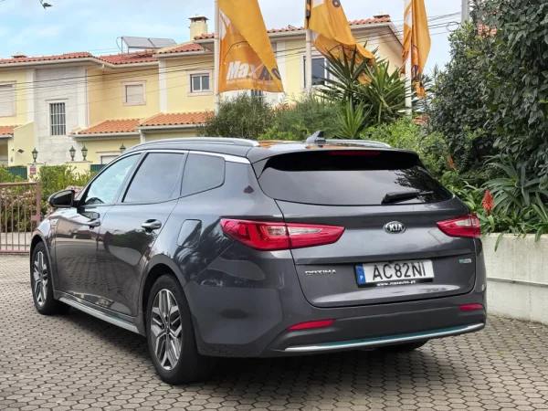 Kia Optima SW 2.0 CVVT PHEV 27