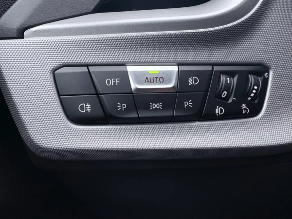 BMW 116 i Advantage 32