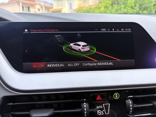 BMW 116 i Advantage 44