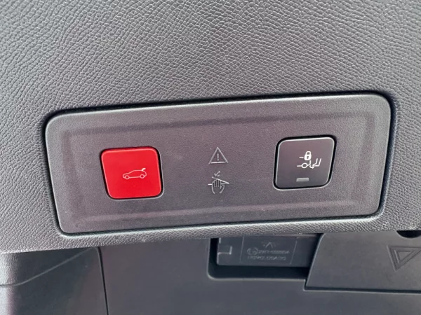 Peugeot 508 PureTech 225 EAT8 GT Pack 27