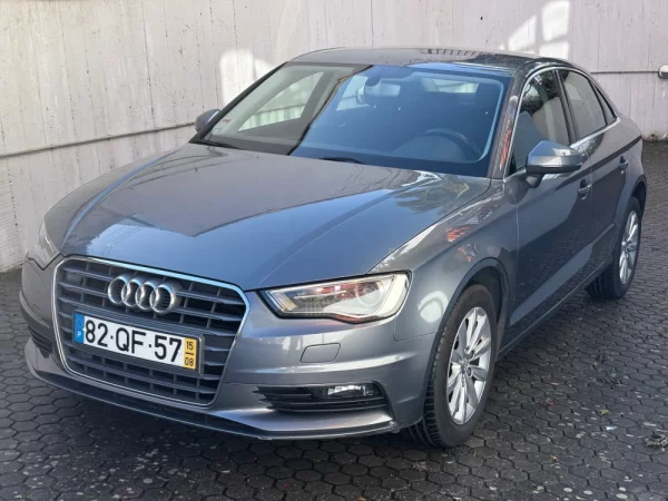 Audi A3 Limousine 1.6 TDI Advance 4