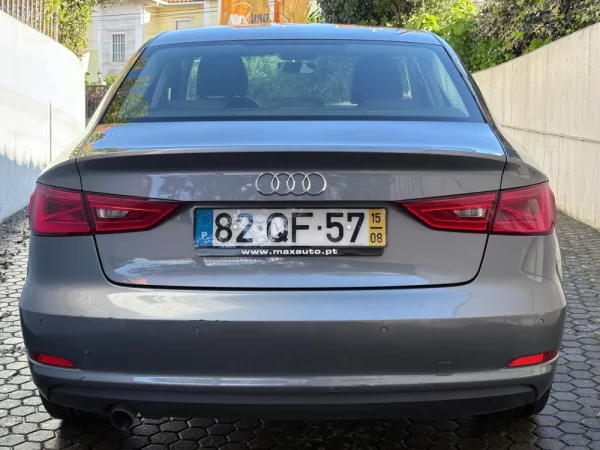Audi A3 Limousine 1.6 TDI Advance 5
