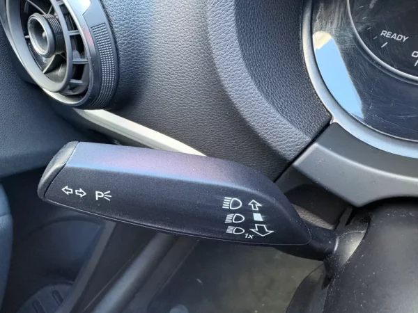 Audi A3 Limousine 1.6 TDI Advance 37