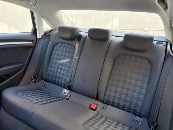 Audi A3 Limousine 1.6 TDI Advance 47