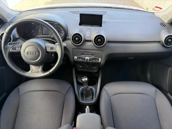 Audi A1 Sportback 1.6 TDI 6