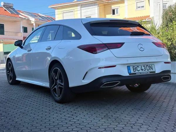 Mercedes-Benz CLA 200 d Shooting Brake AMG Line Aut. 24