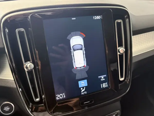 Volvo XC 40 1.5 T5 PHEV R-Design Expression 46