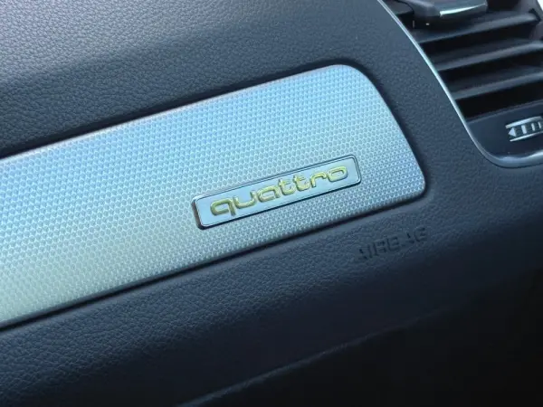 Audi Q5 2.0 TDI quattro S-line S-tronic 50