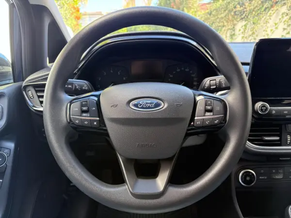 Ford Fiesta 1.1 Ti-VCT Business 35
