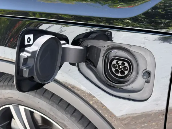 Volvo XC 40 1.5 T5 PHEV R-Design Expression 15