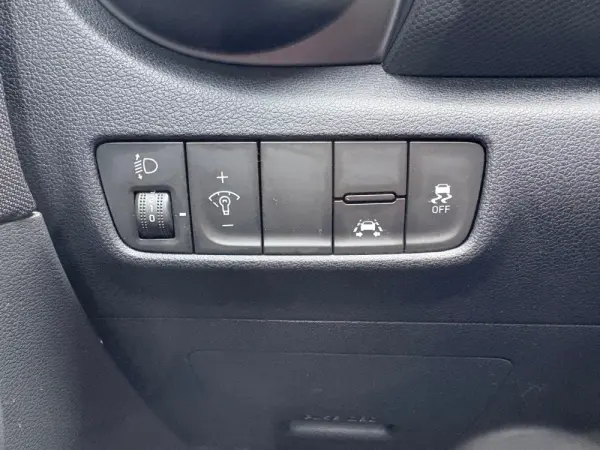 Hyundai Kauai 1.0 T-GDi Premium Tec.Preto 36