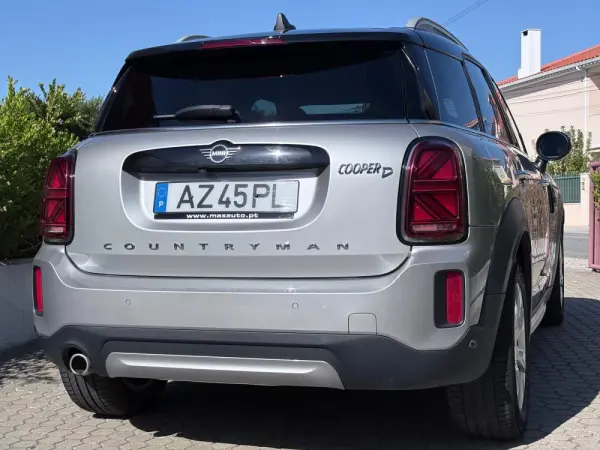 MINI Countryman Cooper D Premium Classic Auto 19
