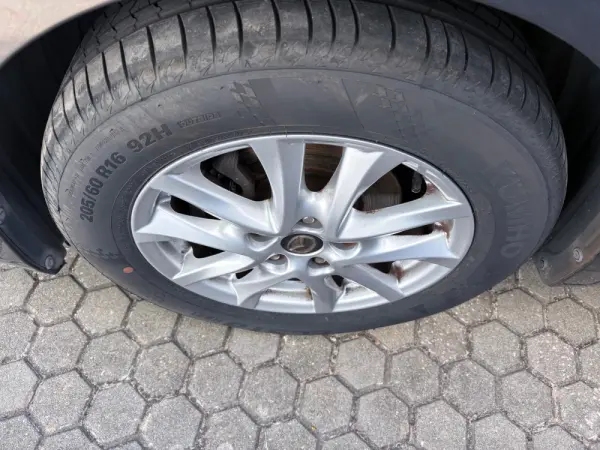 Mazda 3 1.5 Sky-G Evolve HS Navi 12
