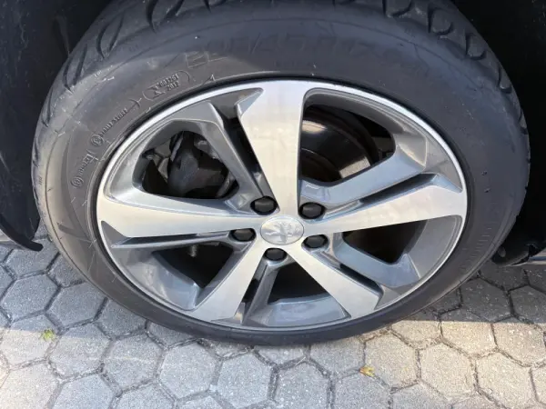 Peugeot 308 SW 1.5 BlueHDi Allure 12