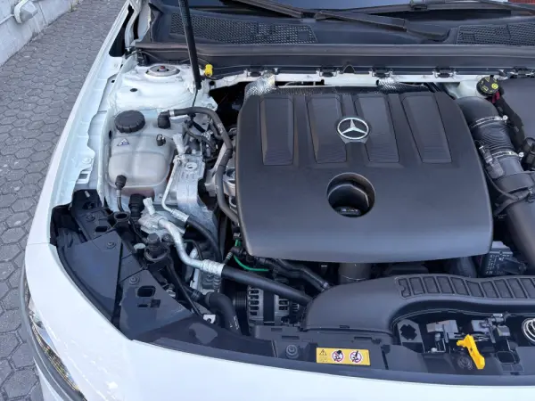 Mercedes-Benz A 180 d AMG Line Aut. 18