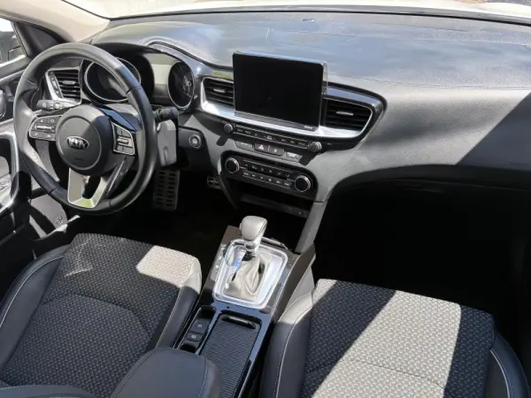 Kia Ceed SW 1.4 T-GDI Drive+SRF 7DCT 31
