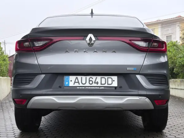 Renault Arkana 1.6 E-Tech Intens 23