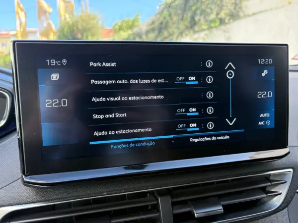 Peugeot 5008 1.2 PureTech Allure EAT8 46