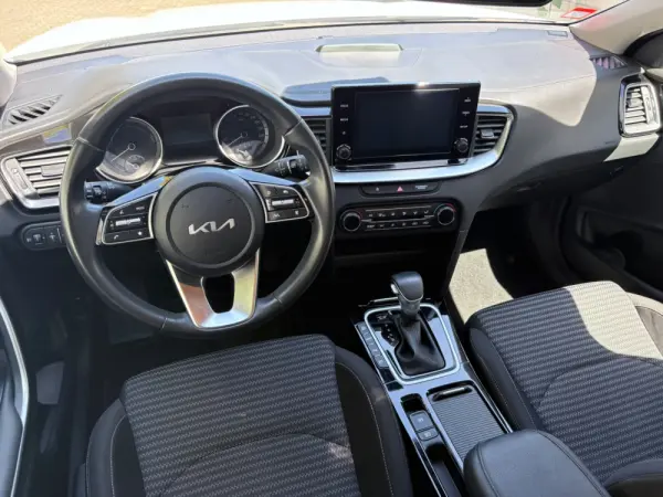 Kia XCeed 1.6 GDi PHEV Drive 29