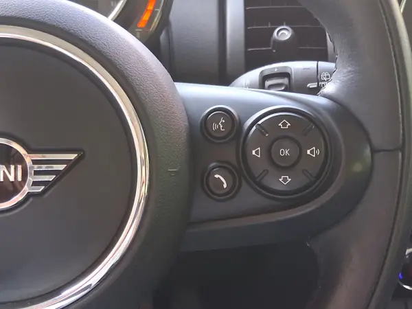 MINI 5 Portas One Auto 37